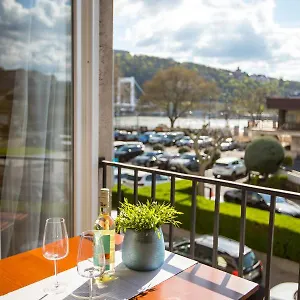 Danube Apartman